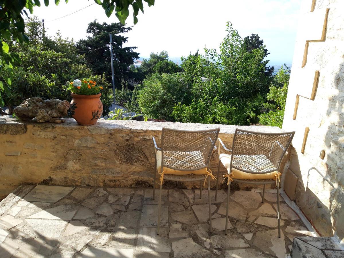 Margarítai Villa Aloni מראה חיצוני תמונה